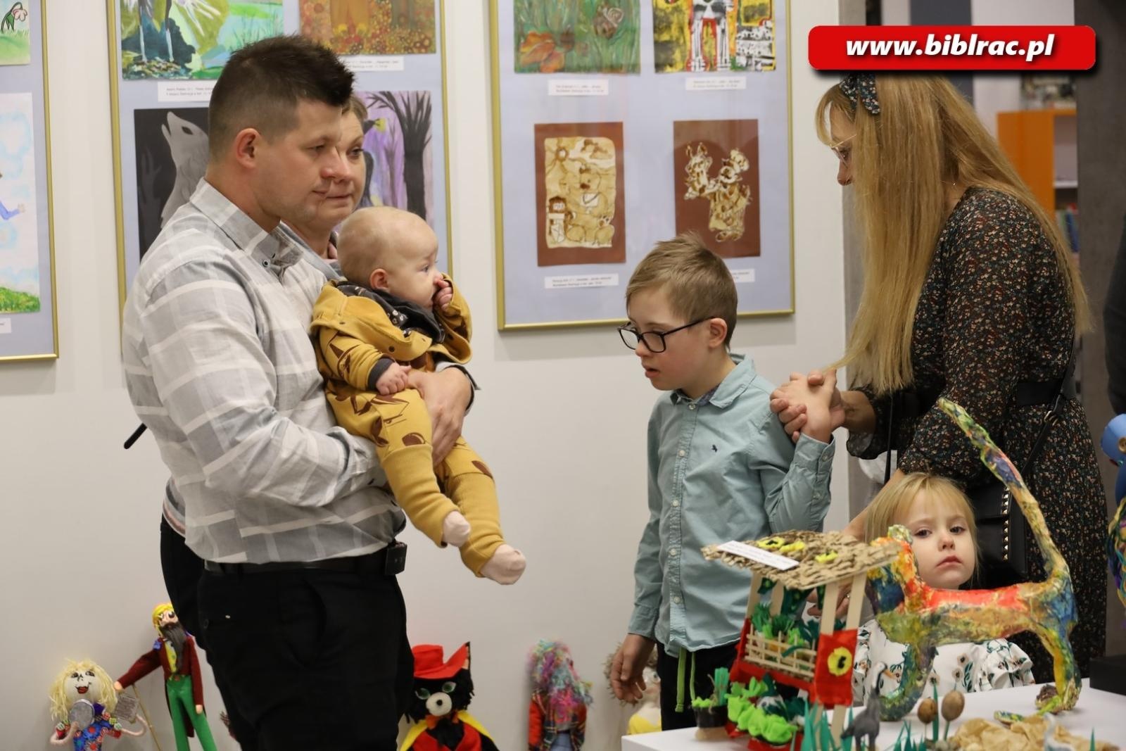 Zdjęcie w galerii na portalu naszraciborz.pl: Bajki Brzechwy przebojem konkursów plastycznych w bibliotece wiadomości z regionu