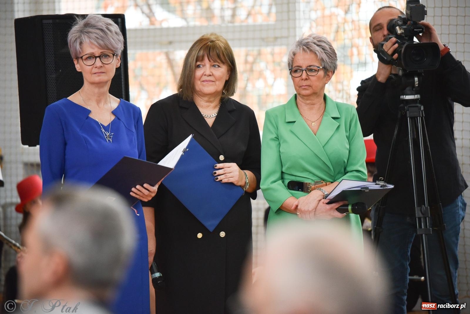 Zdjęcie w galerii na portalu naszraciborz.pl: Janek Górka zaśpiewał na urodzinach Piętnastki. Szkoła przy Słowackiego ma już 40 lat [FOTO i WIDEO] wiadomości z regionu