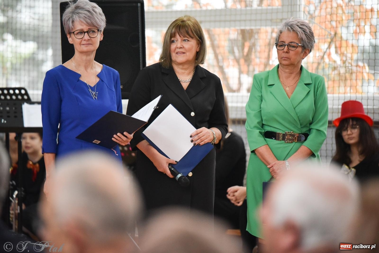 Zdjęcie w galerii na portalu naszraciborz.pl: Janek Górka zaśpiewał na urodzinach Piętnastki. Szkoła przy Słowackiego ma już 40 lat [FOTO i WIDEO] wiadomości z regionu