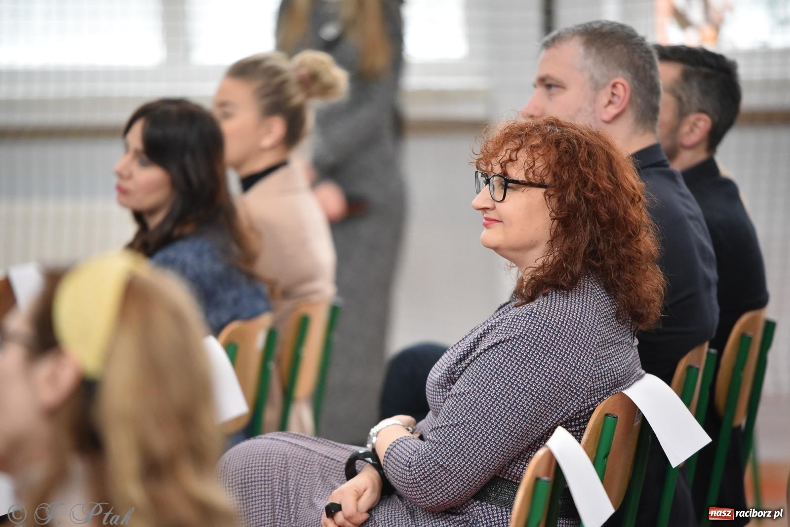 Zdjęcie w galerii na portalu naszraciborz.pl: Janek Górka zaśpiewał na urodzinach Piętnastki. Szkoła przy Słowackiego ma już 40 lat [FOTO i WIDEO] wiadomości z regionu