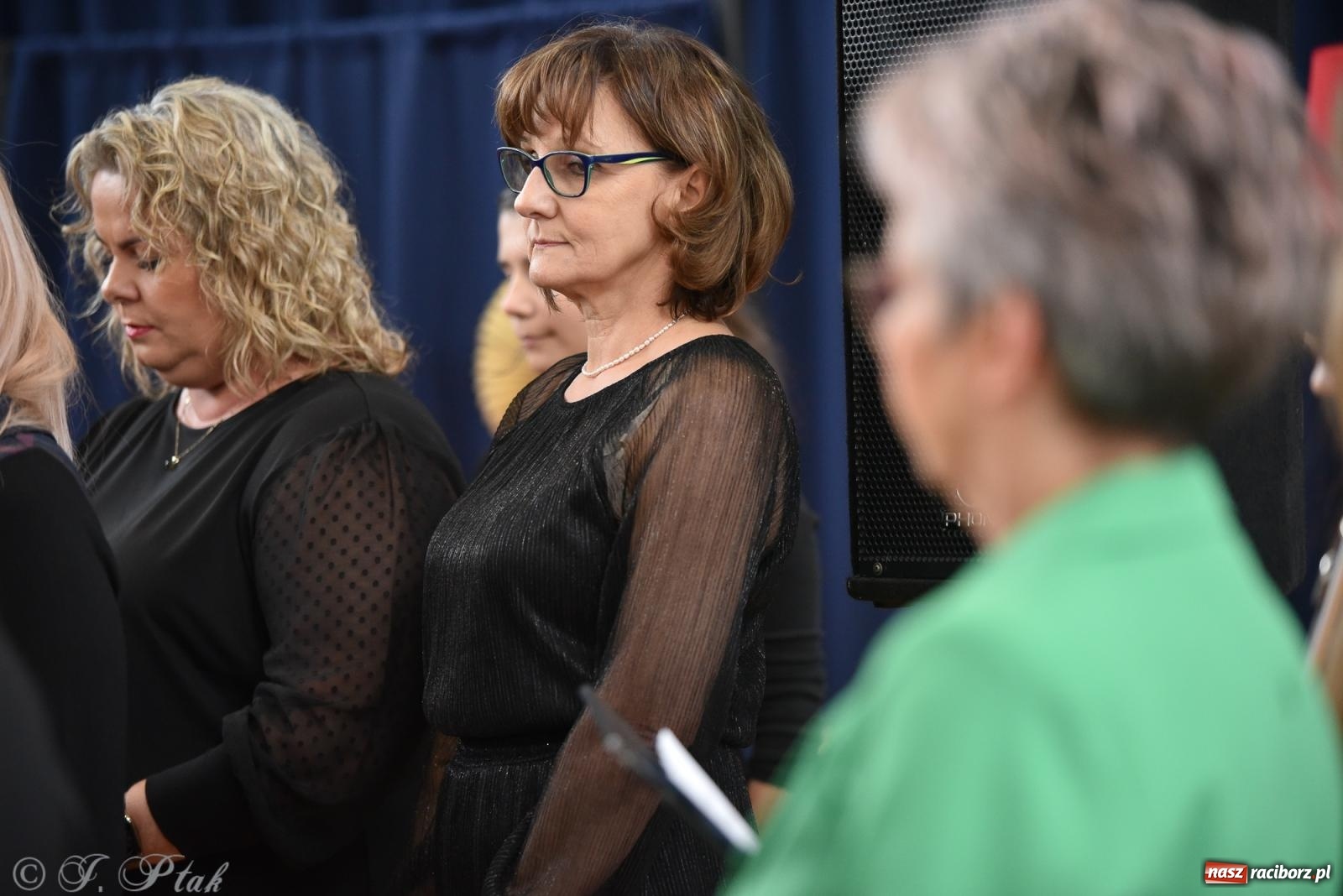 Zdjęcie w galerii na portalu naszraciborz.pl: Janek Górka zaśpiewał na urodzinach Piętnastki. Szkoła przy Słowackiego ma już 40 lat [FOTO i WIDEO] wiadomości z regionu