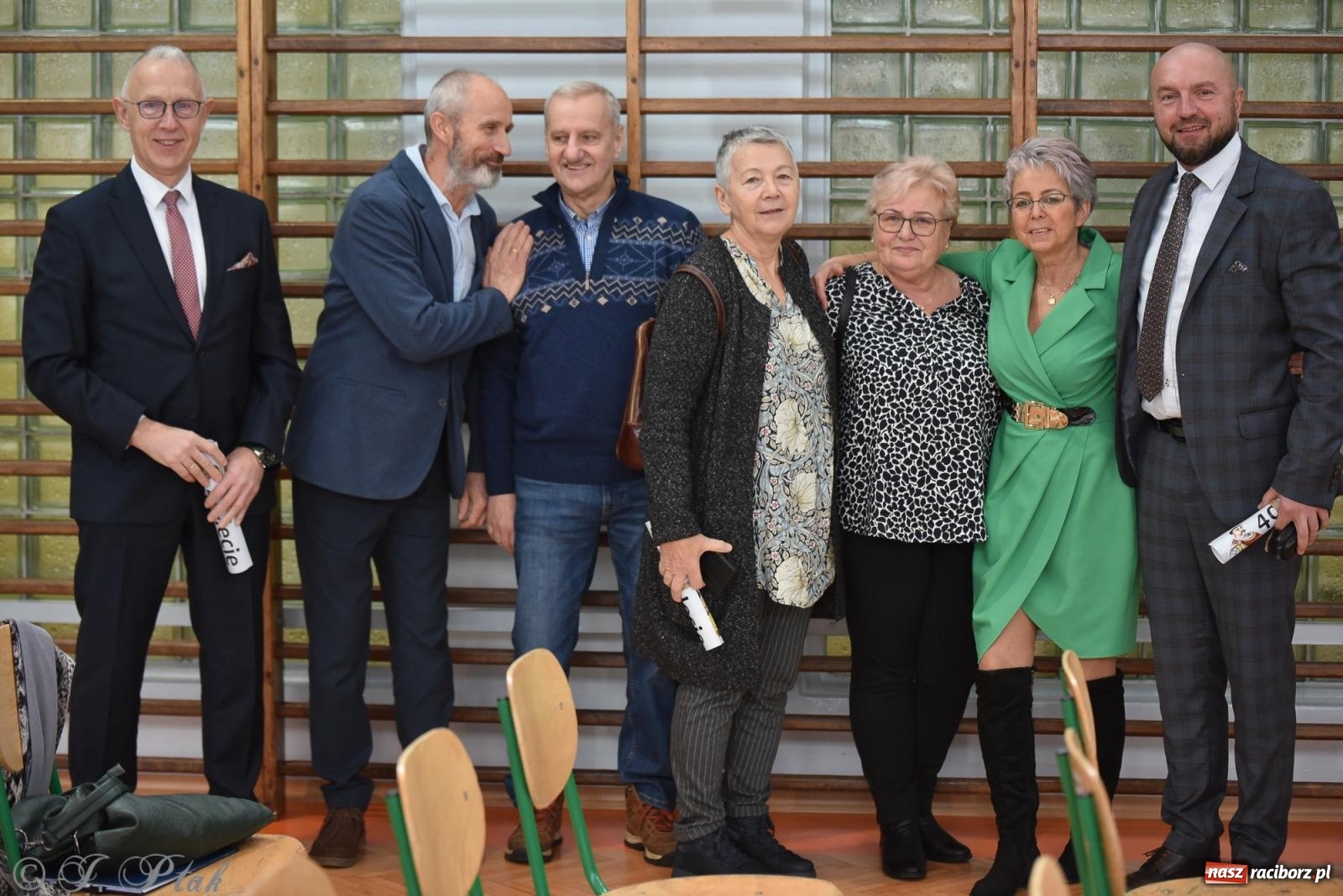 Zdjęcie w galerii na portalu naszraciborz.pl: Janek Górka zaśpiewał na urodzinach Piętnastki. Szkoła przy Słowackiego ma już 40 lat [FOTO i WIDEO] wiadomości z regionu