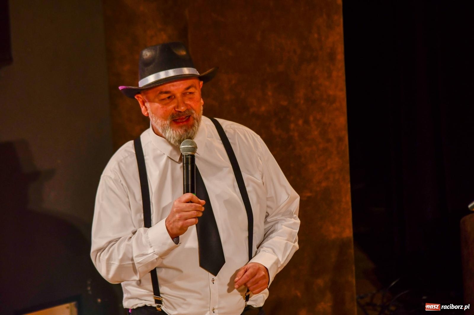 Zdjęcie w galerii na portalu naszraciborz.pl: Dwadzieścia lat minęło. Jubileuszowa Gwiazdka Serc [FOTO i WIDEO] wiadomości z regionu