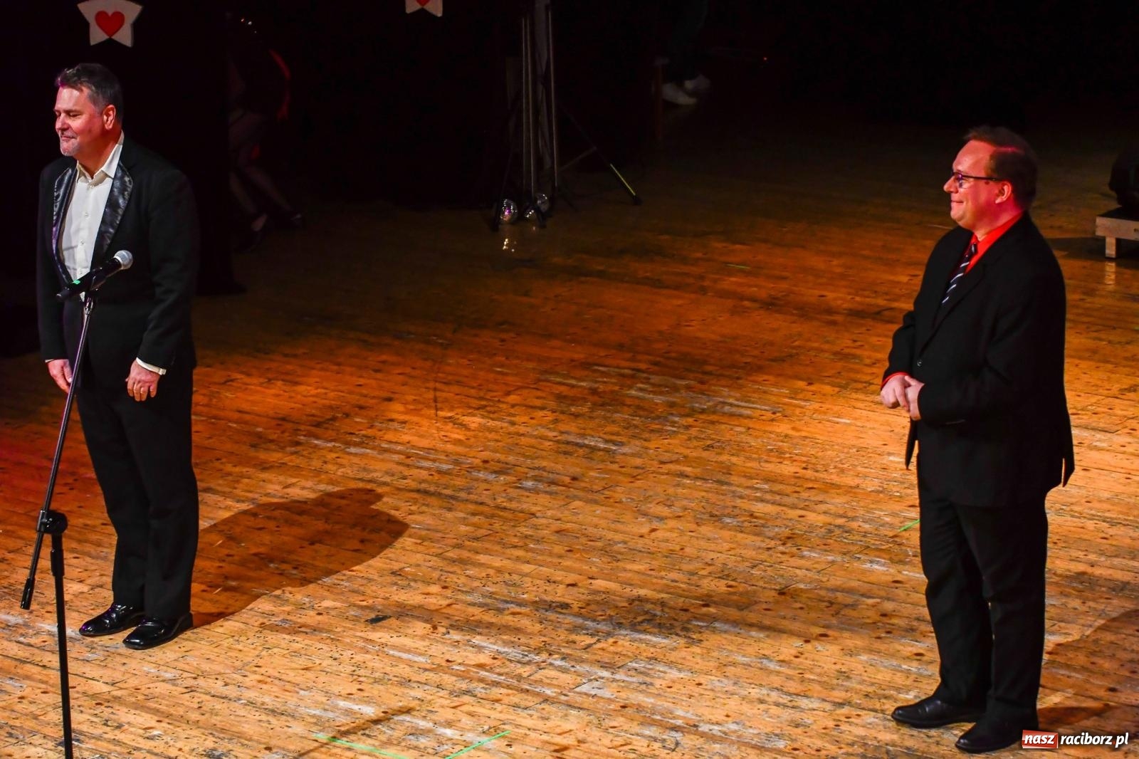Zdjęcie w galerii na portalu naszraciborz.pl: Dwadzieścia lat minęło. Jubileuszowa Gwiazdka Serc [FOTO i WIDEO] wiadomości z regionu