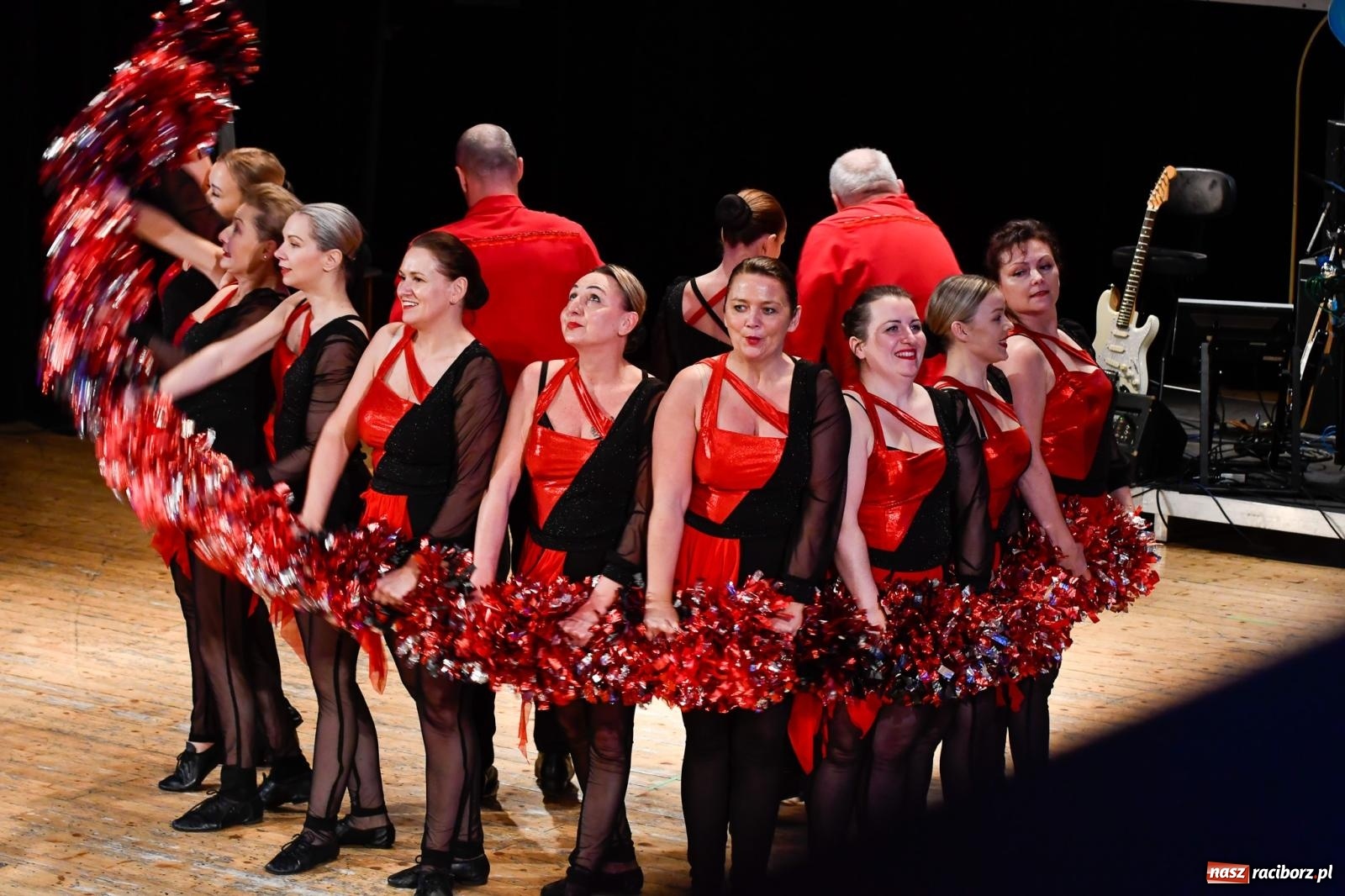 Zdjęcie w galerii na portalu naszraciborz.pl: Dwadzieścia lat minęło. Jubileuszowa Gwiazdka Serc [FOTO i WIDEO] wiadomości z regionu