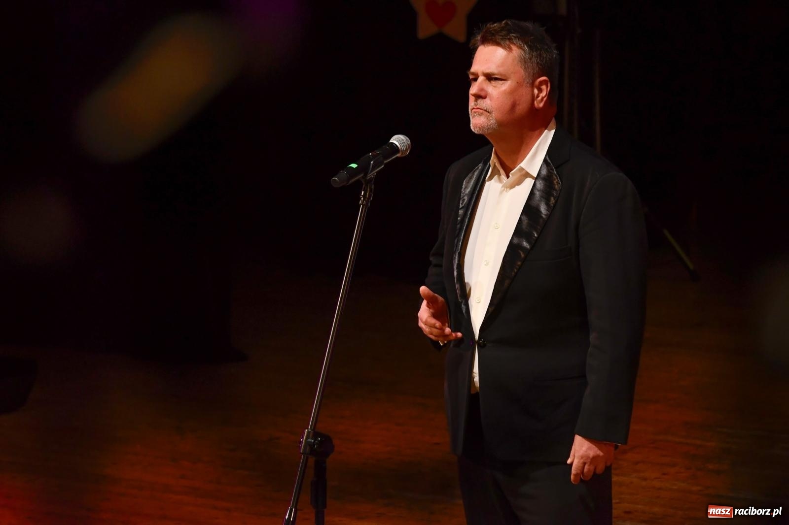 Zdjęcie w galerii na portalu naszraciborz.pl: Dwadzieścia lat minęło. Jubileuszowa Gwiazdka Serc [FOTO i WIDEO] wiadomości z regionu