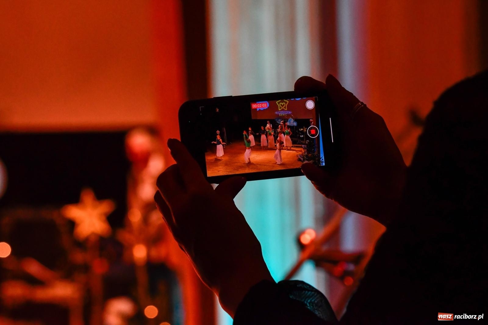 Zdjęcie w galerii na portalu naszraciborz.pl: Dwadzieścia lat minęło. Jubileuszowa Gwiazdka Serc [FOTO i WIDEO] wiadomości z regionu