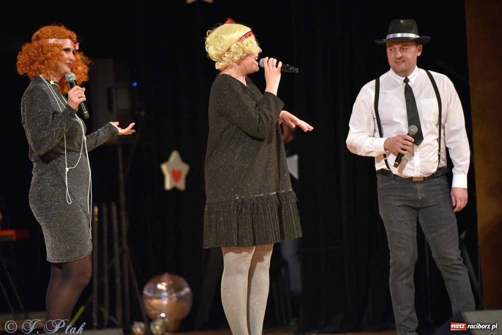 Zdjęcie w galerii na portalu naszraciborz.pl: Oprah Winfrey, Pompa Band, poród i Modlitwa. Gwiazdka Serc na bis! wiadomości z regionu