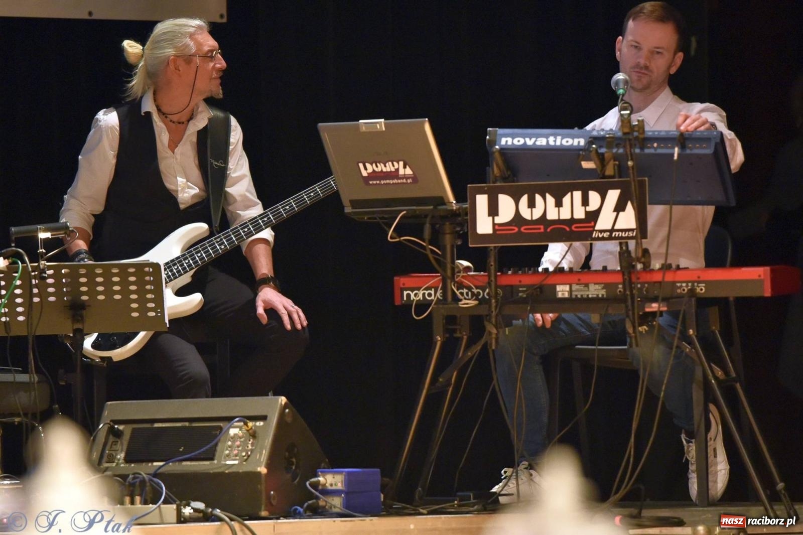 Zdjęcie w galerii na portalu naszraciborz.pl: Oprah Winfrey, Pompa Band, poród i Modlitwa. Gwiazdka Serc na bis! wiadomości z regionu