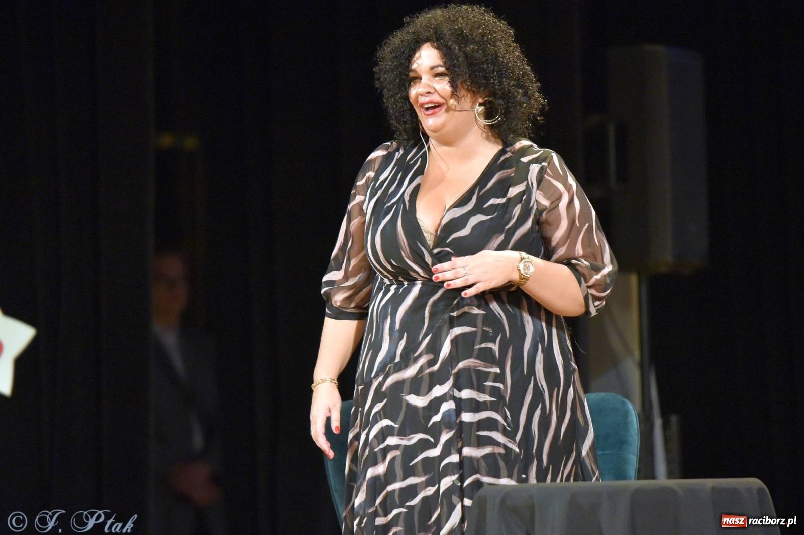 Zdjęcie w galerii na portalu naszraciborz.pl: Oprah Winfrey, Pompa Band, poród i Modlitwa. Gwiazdka Serc na bis! wiadomości z regionu