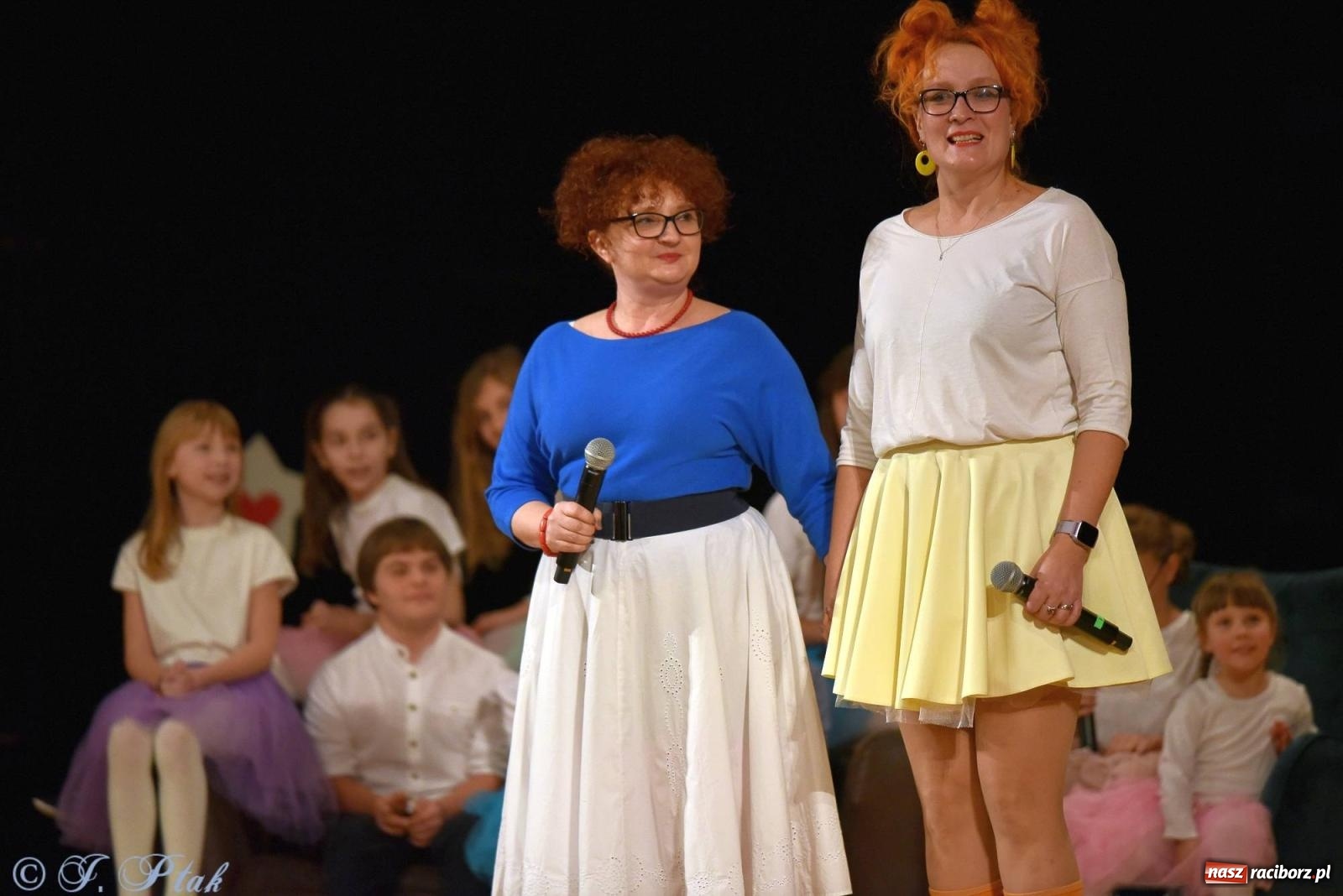 Zdjęcie w galerii na portalu naszraciborz.pl: Oprah Winfrey, Pompa Band, poród i Modlitwa. Gwiazdka Serc na bis! wiadomości z regionu