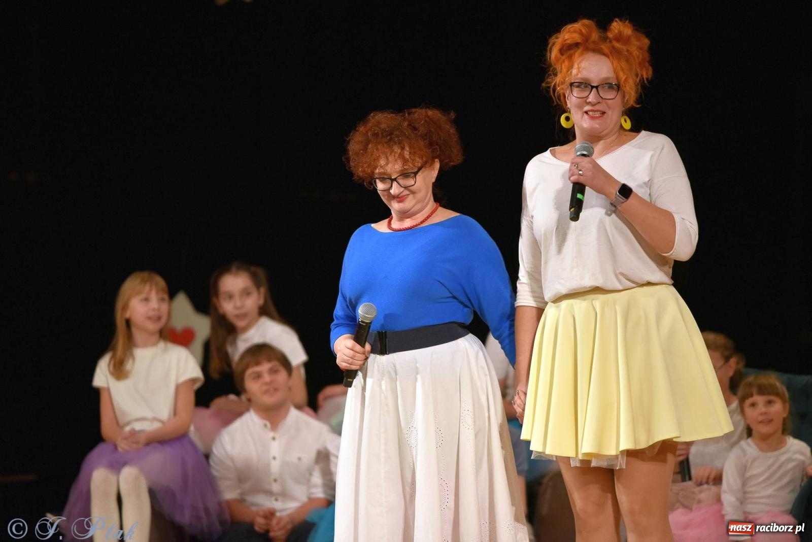 Zdjęcie w galerii na portalu naszraciborz.pl: Oprah Winfrey, Pompa Band, poród i Modlitwa. Gwiazdka Serc na bis! wiadomości z regionu