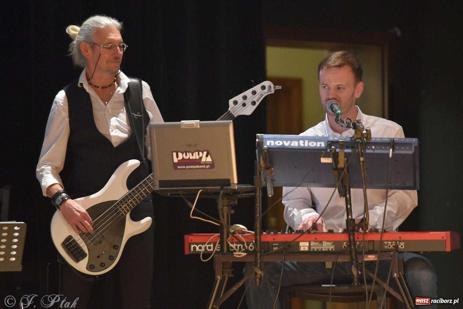 Zdjęcie w galerii na portalu naszraciborz.pl: Oprah Winfrey, Pompa Band, poród i Modlitwa. Gwiazdka Serc na bis! wiadomości z regionu