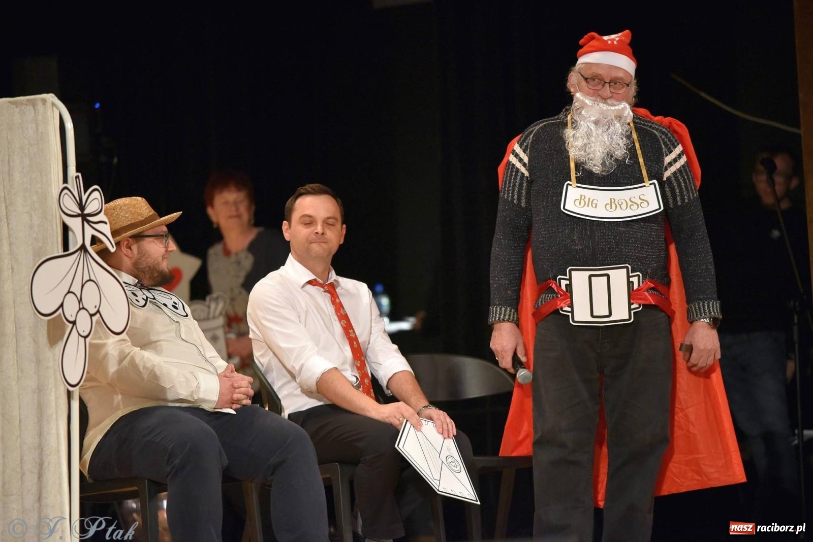 Zdjęcie w galerii na portalu naszraciborz.pl: Oprah Winfrey, Pompa Band, poród i Modlitwa. Gwiazdka Serc na bis! wiadomości z regionu