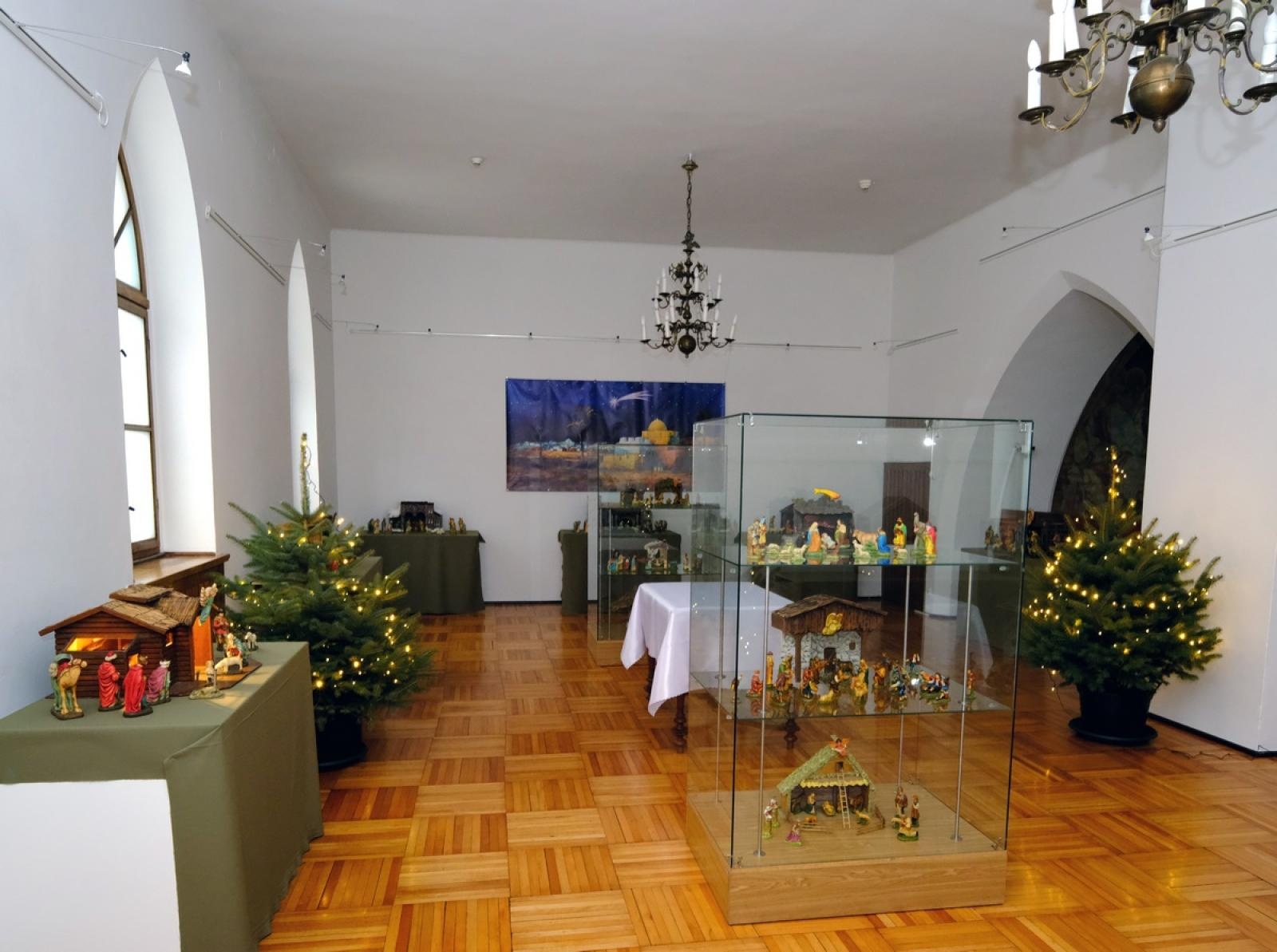 Zdjęcie w galerii na portalu naszraciborz.pl: Górnośląskie betlejki - nowa wystawa w raciborskim Muzeum wiadomości z regionu