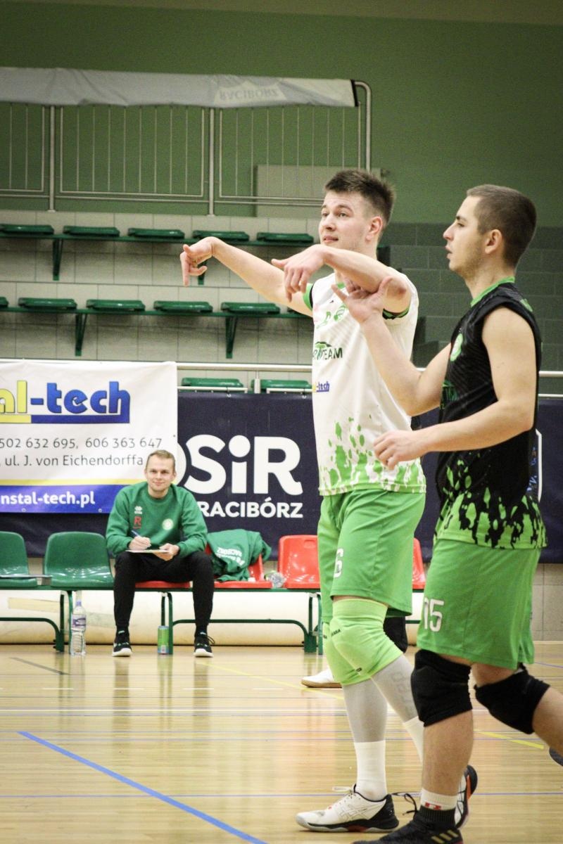 Zdjęcie w galerii na portalu naszraciborz.pl: Osłabieni, ale zwycięscy. Komplet punktów KS Racibórz [FOTO] wiadomości z regionu