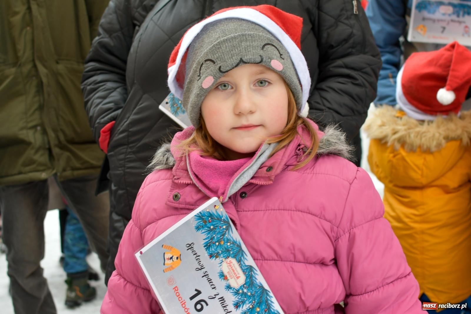 Zdjęcie w galerii na portalu naszraciborz.pl: Raciborski spacer ze św. Mikołajem [FOTO i WIDEO] wiadomości z regionu