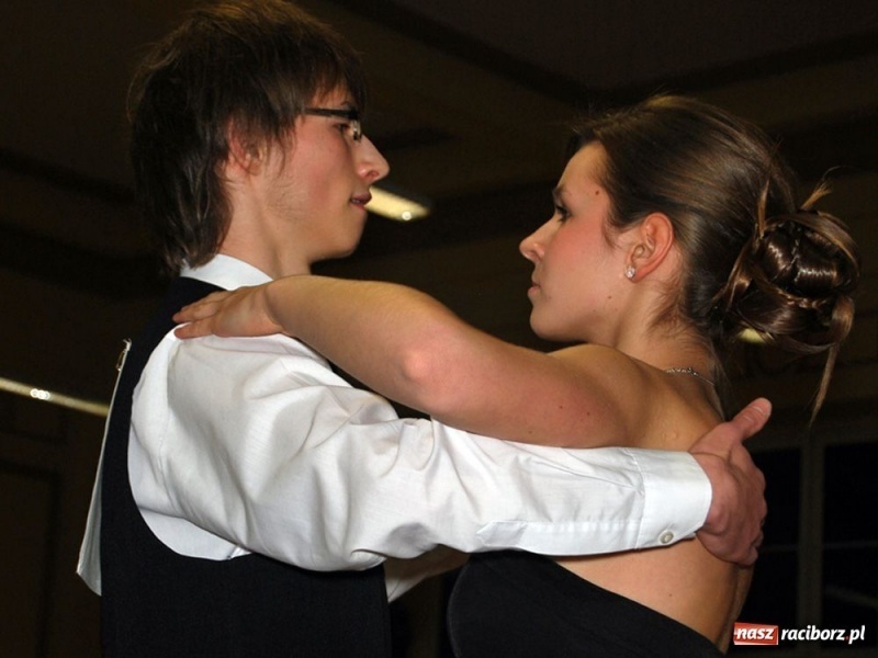 Zdjęcie w galerii na portalu naszraciborz.pl: Rewia tańca w Ekonomiku wiadomości z regionu