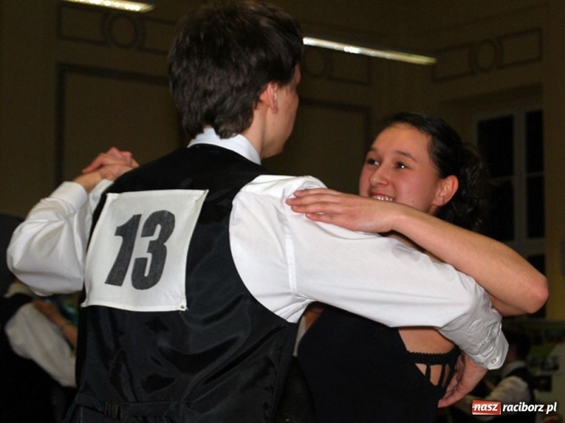 Zdjęcie w galerii na portalu naszraciborz.pl: Rewia tańca w Ekonomiku wiadomości z regionu