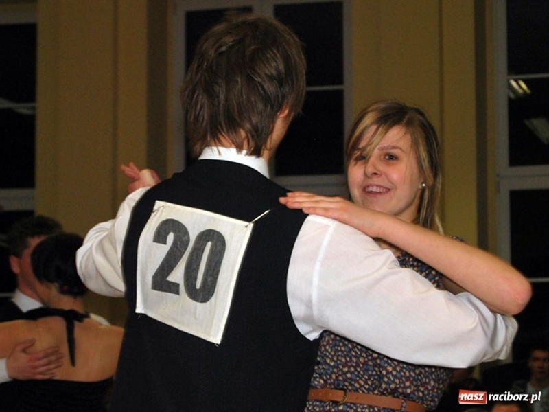 Zdjęcie w galerii na portalu naszraciborz.pl: Rewia tańca w Ekonomiku wiadomości z regionu