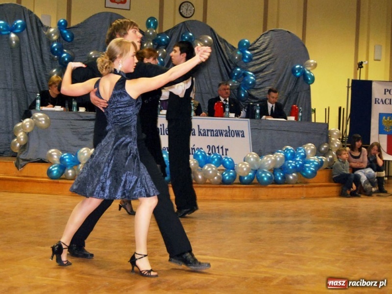 Zdjęcie w galerii na portalu naszraciborz.pl: Rewia tańca w Ekonomiku wiadomości z regionu