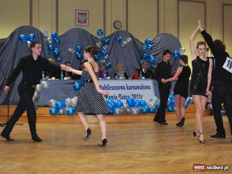 Zdjęcie w galerii na portalu naszraciborz.pl: Rewia tańca w Ekonomiku wiadomości z regionu