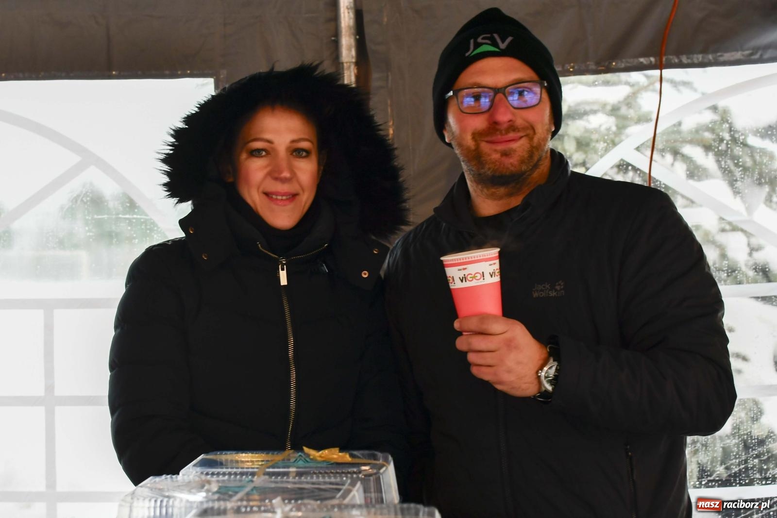 Zdjęcie w galerii na portalu naszraciborz.pl: Przysmaki, ozdoby i świąteczna nuta. Kiermasz w Kornowacu [FOTO i WIDEO] wiadomości z regionu
