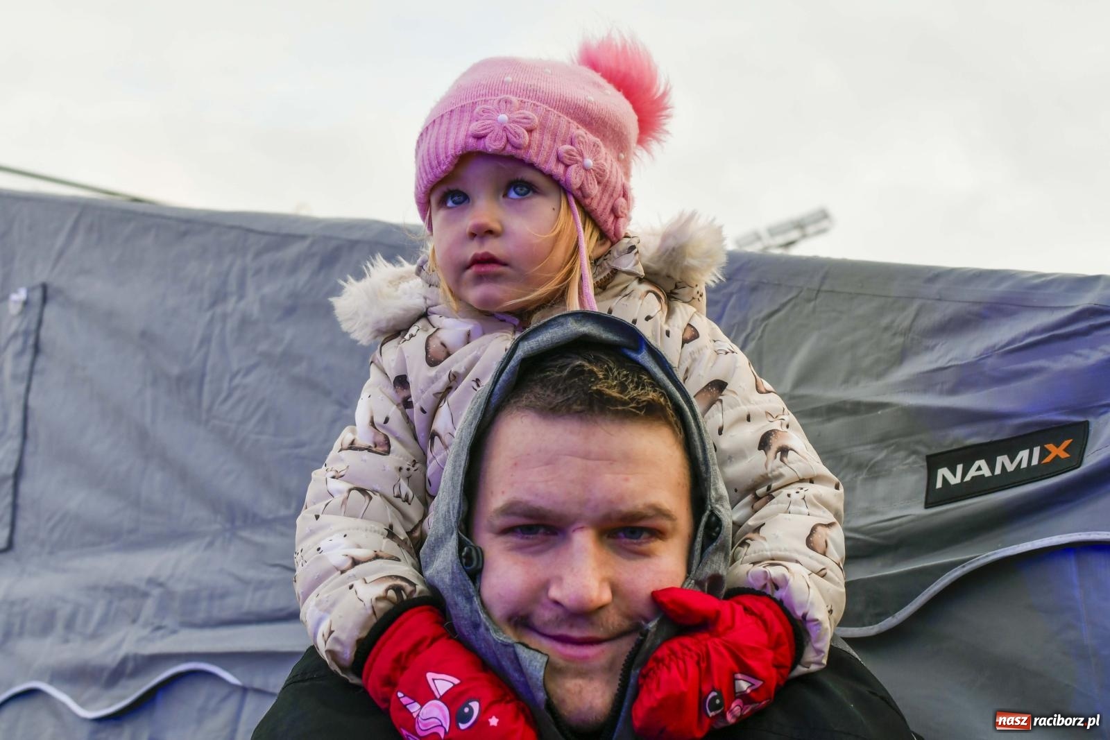 Zdjęcie w galerii na portalu naszraciborz.pl: Przysmaki, ozdoby i świąteczna nuta. Kiermasz w Kornowacu [FOTO i WIDEO] wiadomości z regionu