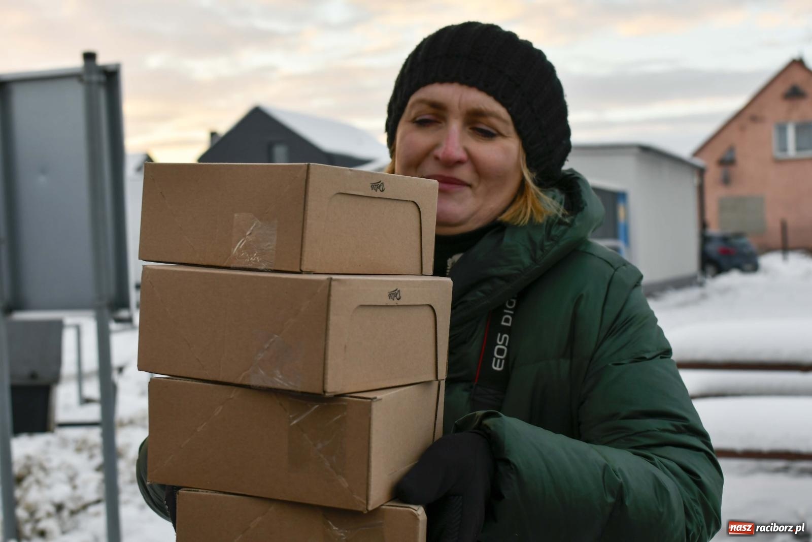 Zdjęcie w galerii na portalu naszraciborz.pl: Przysmaki, ozdoby i świąteczna nuta. Kiermasz w Kornowacu [FOTO i WIDEO] wiadomości z regionu