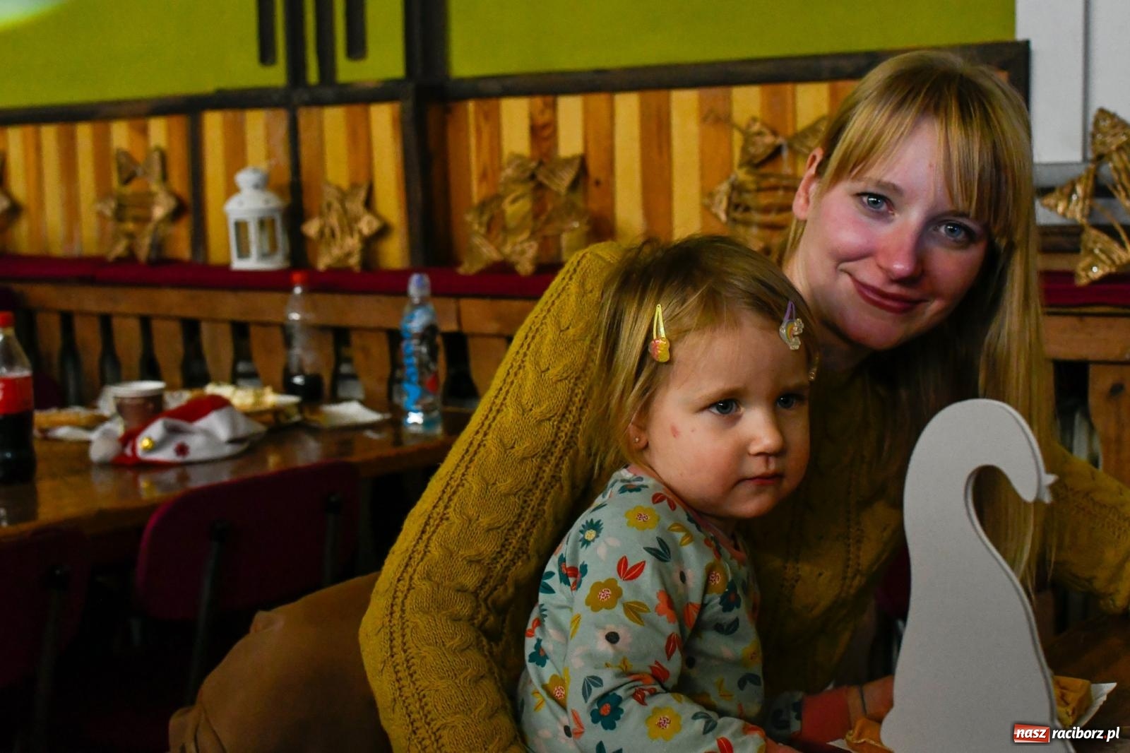 Zdjęcie w galerii na portalu naszraciborz.pl: Jak w wielkiej rodzinie. Borucin zaprosił mieszkańców gminy na spotkanie ze św. Mikołajem [FOTO i WIDEO] wiadomości z regionu