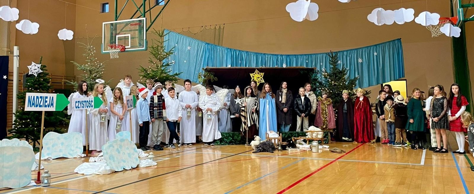 Zdjęcie w galerii na portalu naszraciborz.pl: Świąteczny kiermasz w Rudniku wiadomości z regionu