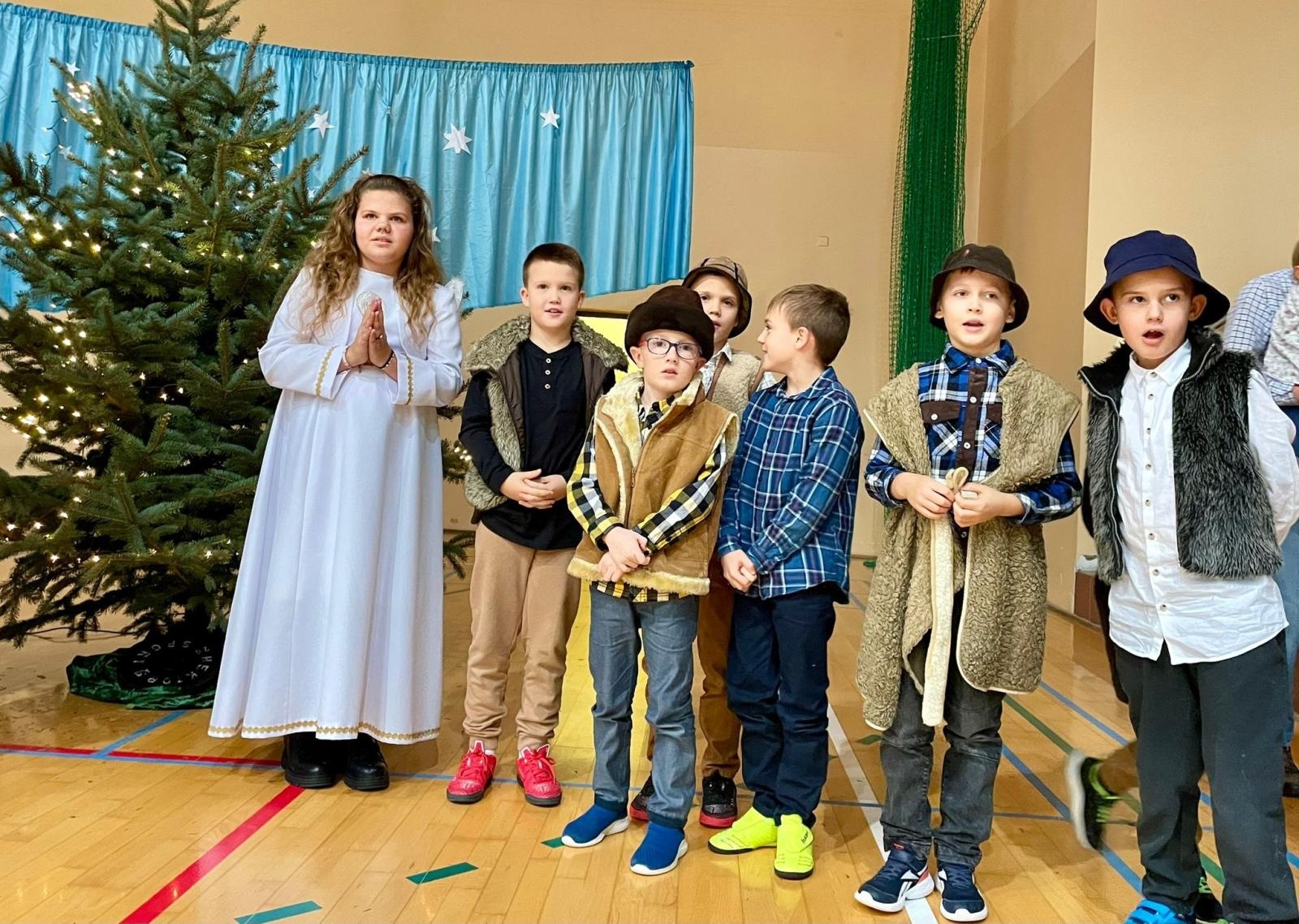 Zdjęcie w galerii na portalu naszraciborz.pl: Świąteczny kiermasz w Rudniku wiadomości z regionu