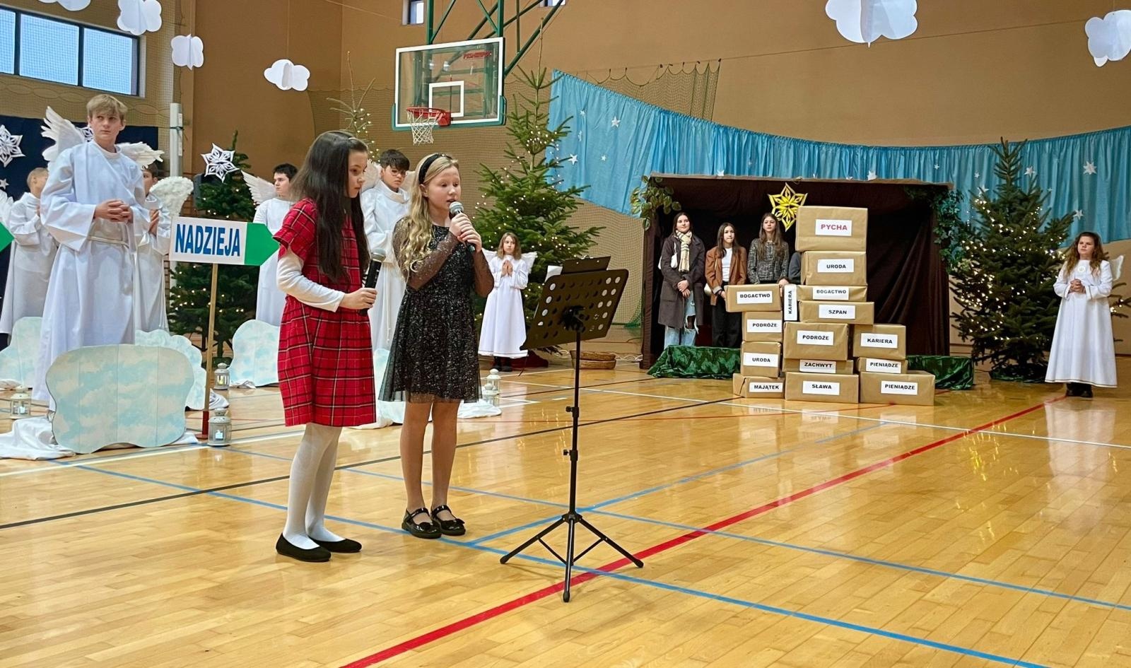 Zdjęcie w galerii na portalu naszraciborz.pl: Świąteczny kiermasz w Rudniku wiadomości z regionu