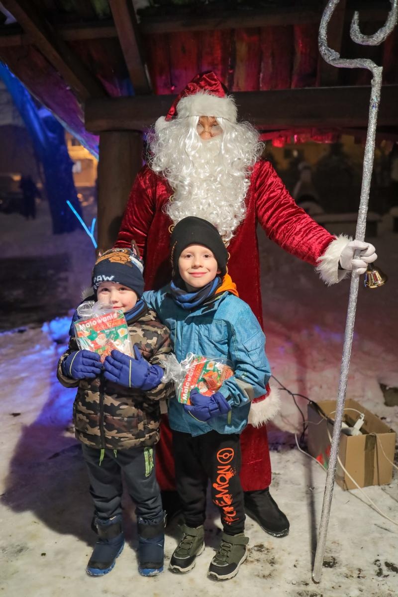 Zdjęcie w galerii na portalu naszraciborz.pl: Magiczne Mikołajki Małych Odkrywców Sztuki wiadomości z regionu