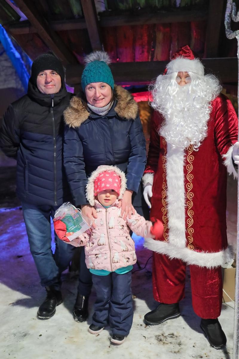 Zdjęcie w galerii na portalu naszraciborz.pl: Magiczne Mikołajki Małych Odkrywców Sztuki wiadomości z regionu