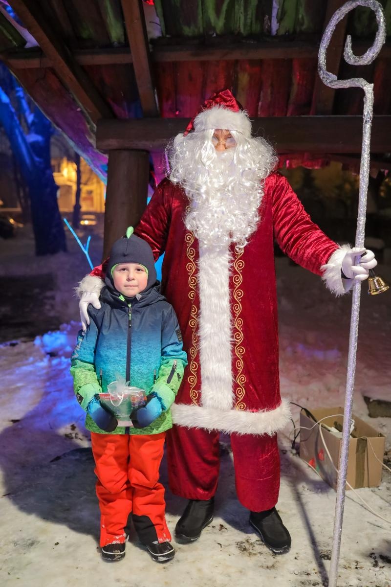 Zdjęcie w galerii na portalu naszraciborz.pl: Magiczne Mikołajki Małych Odkrywców Sztuki wiadomości z regionu
