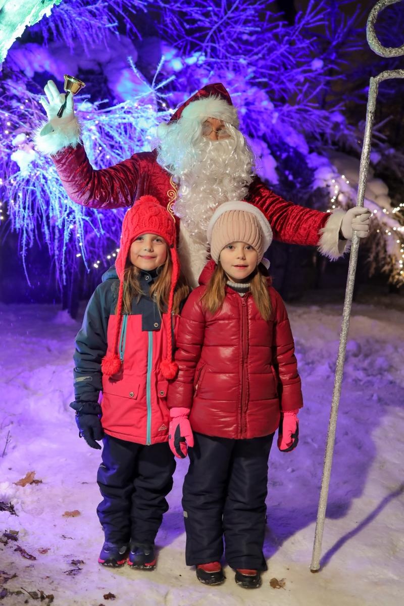 Zdjęcie w galerii na portalu naszraciborz.pl: Magiczne Mikołajki Małych Odkrywców Sztuki wiadomości z regionu