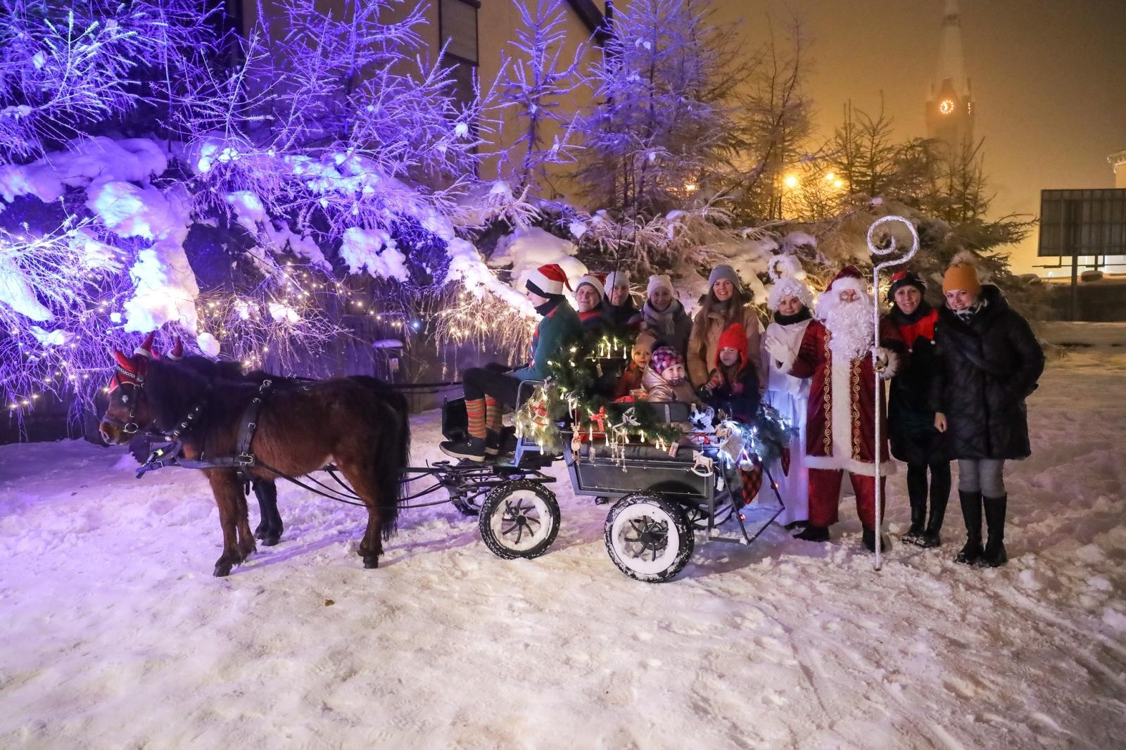 Zdjęcie w galerii na portalu naszraciborz.pl: Magiczne Mikołajki Małych Odkrywców Sztuki wiadomości z regionu