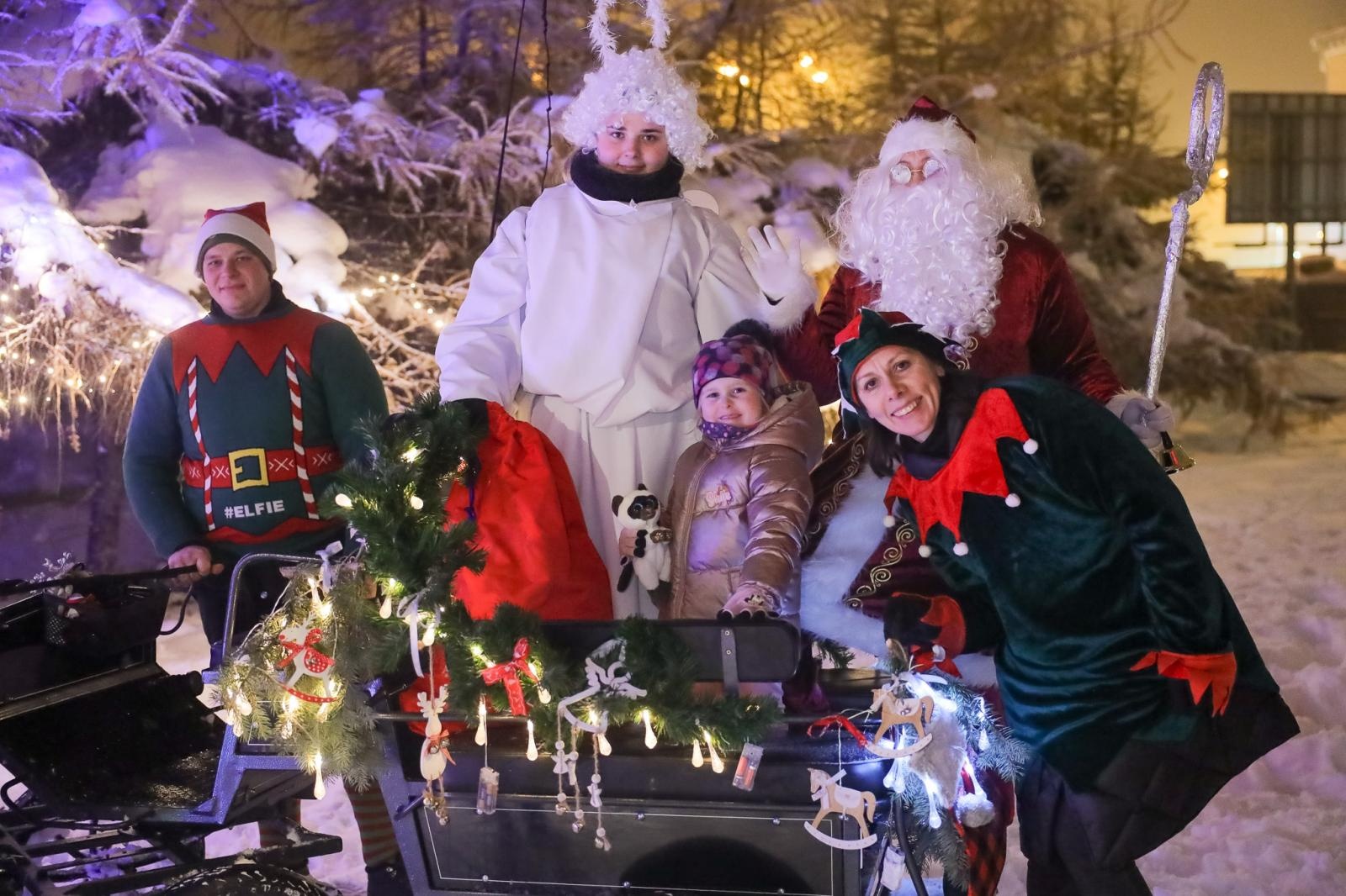 Zdjęcie w galerii na portalu naszraciborz.pl: Magiczne Mikołajki Małych Odkrywców Sztuki wiadomości z regionu