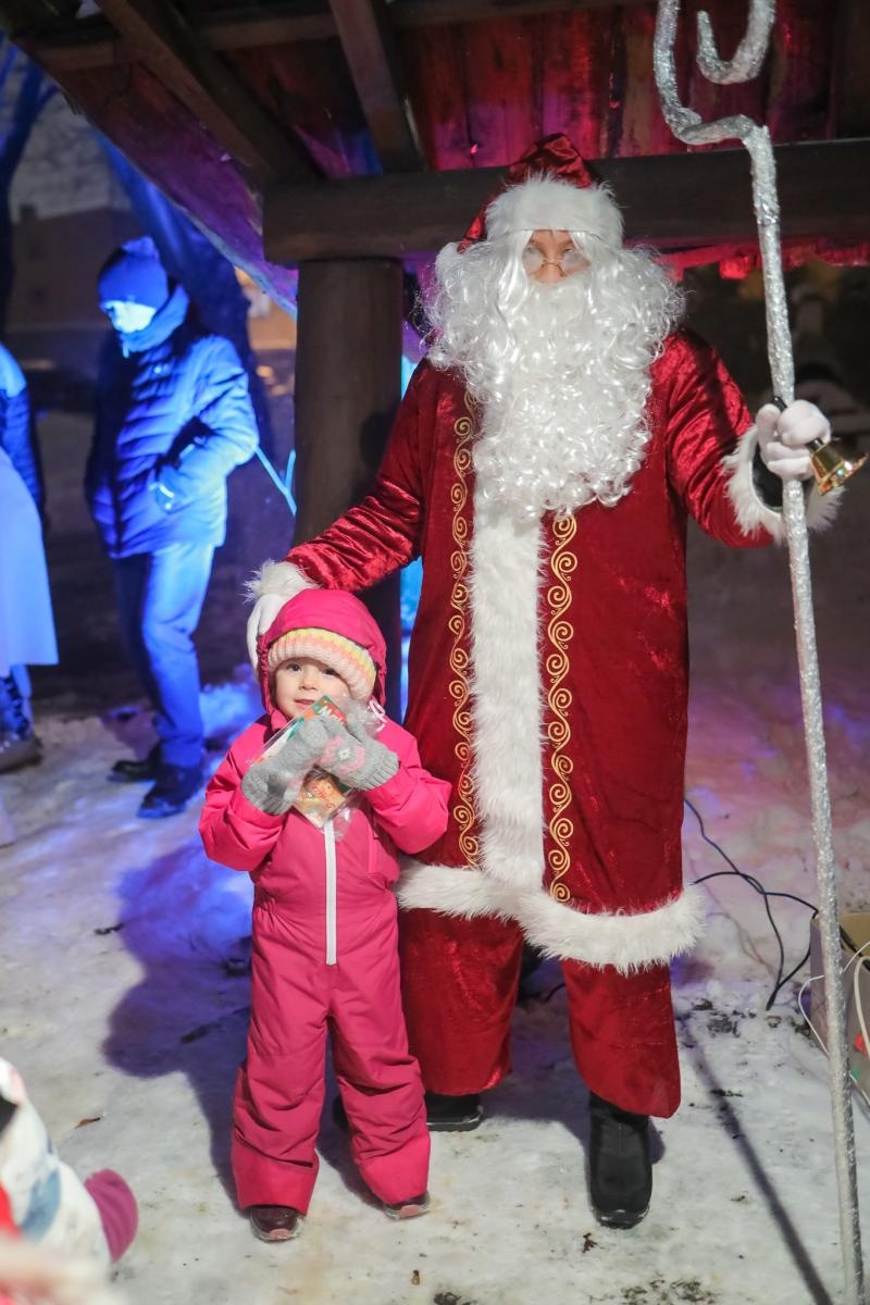 Zdjęcie w galerii na portalu naszraciborz.pl: Magiczne Mikołajki Małych Odkrywców Sztuki wiadomości z regionu