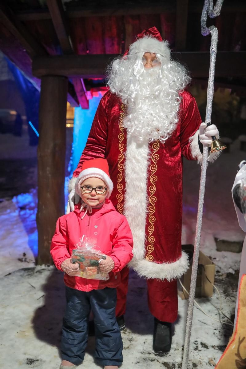 Zdjęcie w galerii na portalu naszraciborz.pl: Magiczne Mikołajki Małych Odkrywców Sztuki wiadomości z regionu
