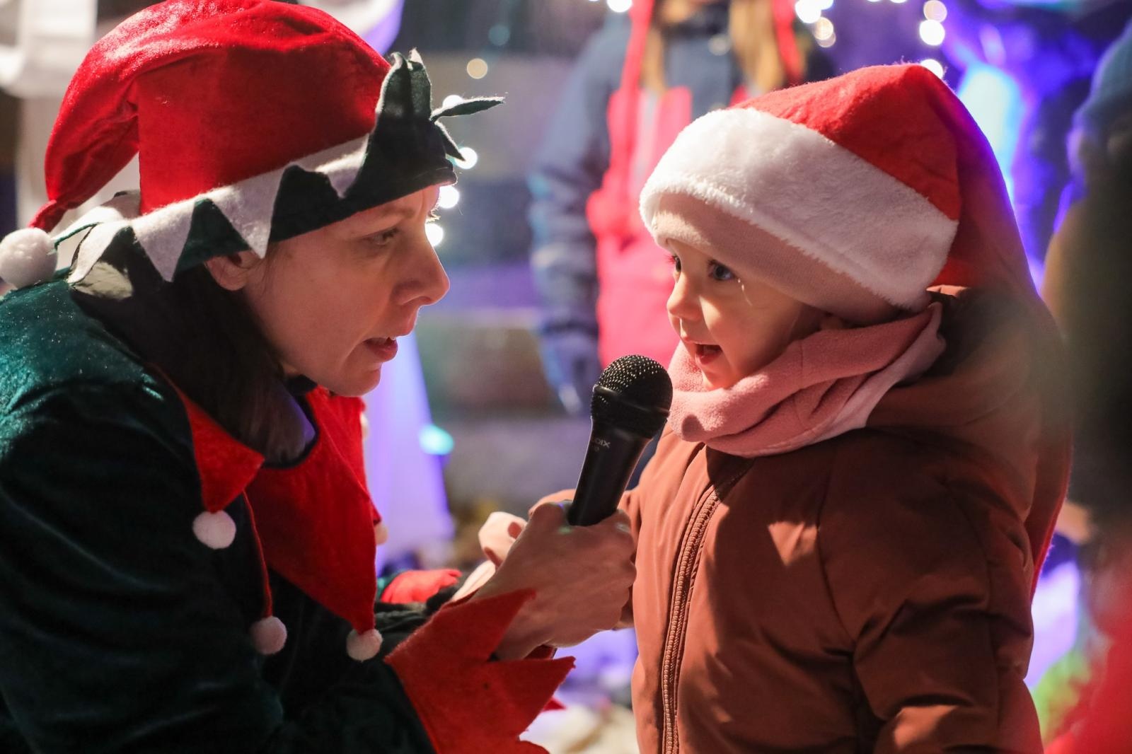Zdjęcie w galerii na portalu naszraciborz.pl: Magiczne Mikołajki Małych Odkrywców Sztuki wiadomości z regionu