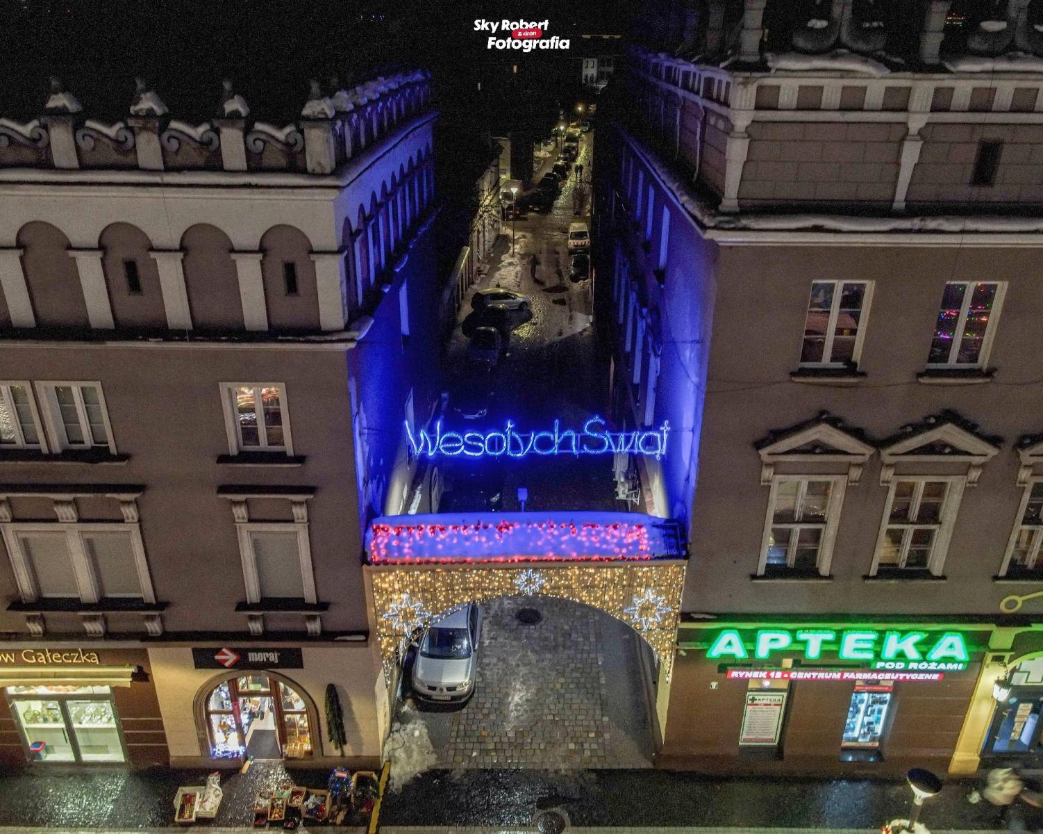 Zdjęcie w galerii na portalu naszraciborz.pl: Świąteczny raciborski jarmark z lotu ptaka [FOTO] wiadomości z regionu