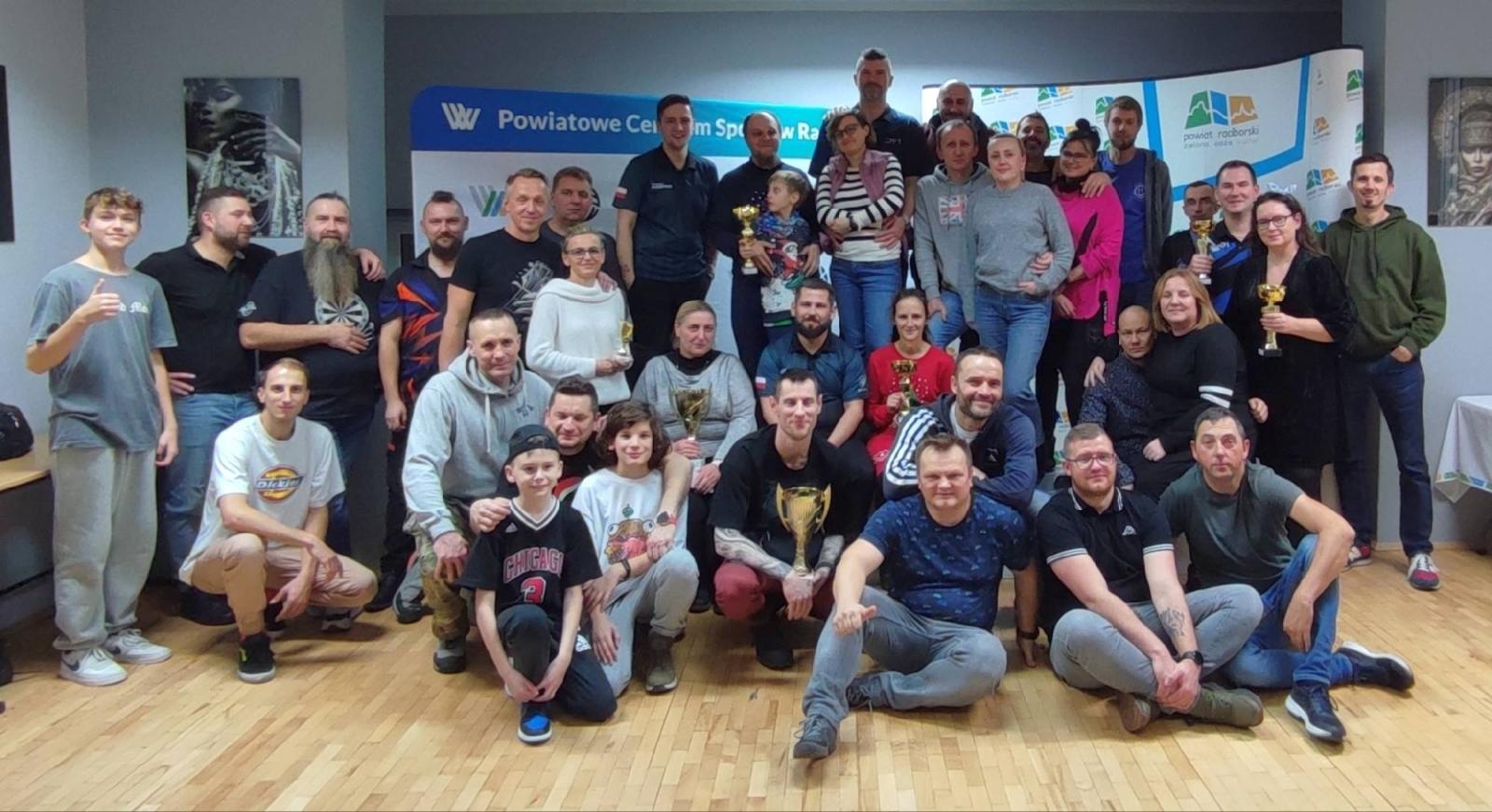 Zdjęcie w galerii na portalu naszraciborz.pl: The Thumb pokazał w Raciborzu darterską moc! wiadomości z regionu