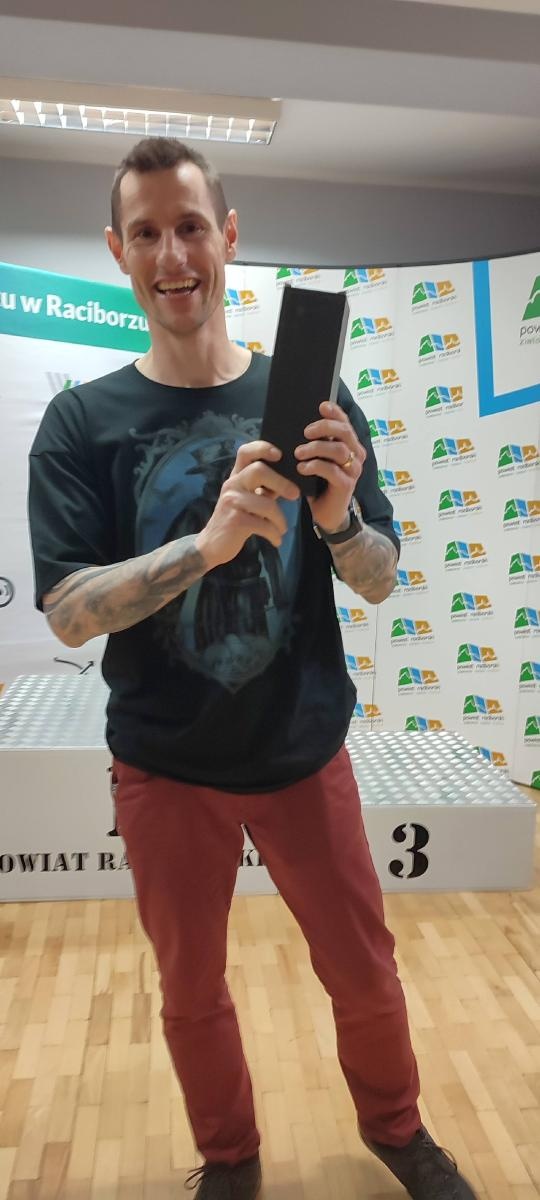 Zdjęcie w galerii na portalu naszraciborz.pl: The Thumb pokazał w Raciborzu darterską moc! wiadomości z regionu