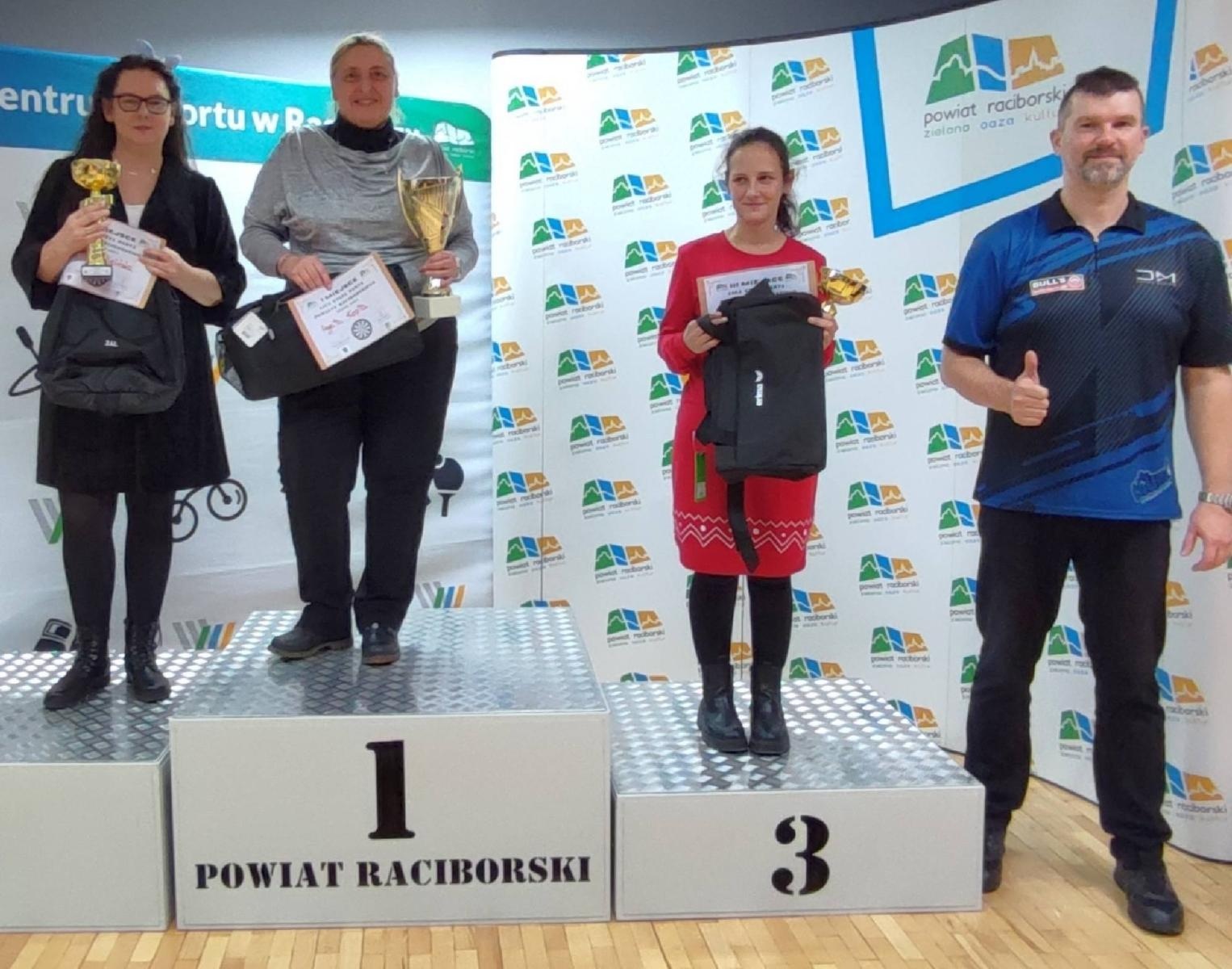 Zdjęcie w galerii na portalu naszraciborz.pl: The Thumb pokazał w Raciborzu darterską moc! wiadomości z regionu