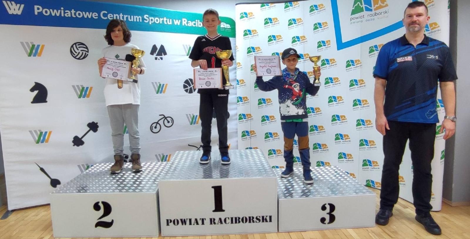 Zdjęcie w galerii na portalu naszraciborz.pl: The Thumb pokazał w Raciborzu darterską moc! wiadomości z regionu