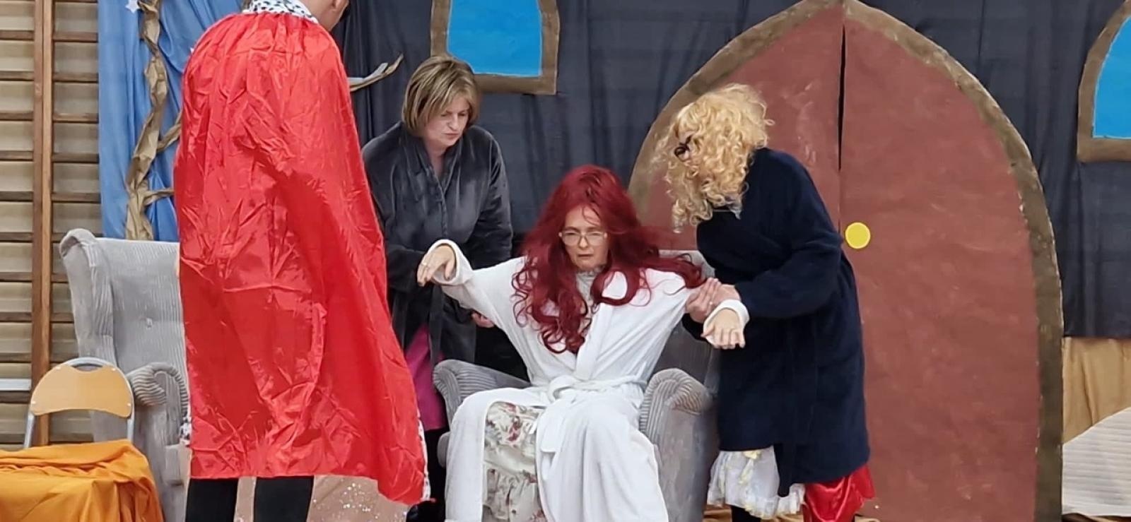 Zdjęcie w galerii na portalu naszraciborz.pl: Kopciuszek hitem kiermaszu w Szonowicach wiadomości z regionu