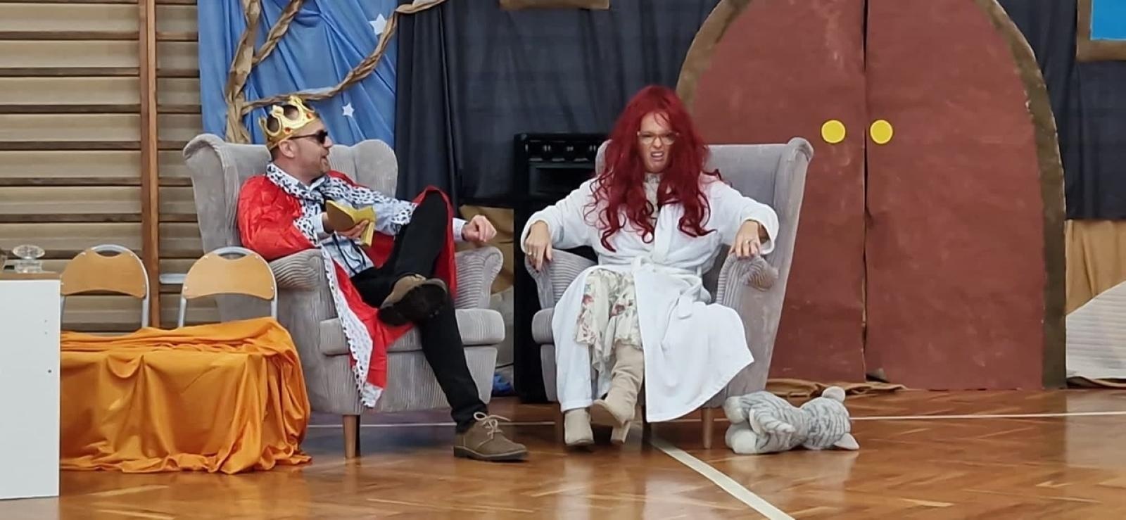 Zdjęcie w galerii na portalu naszraciborz.pl: Kopciuszek hitem kiermaszu w Szonowicach wiadomości z regionu