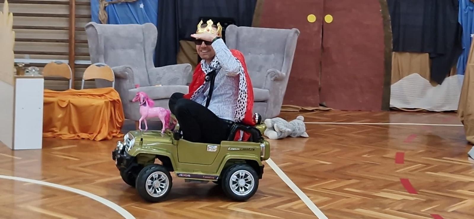 Zdjęcie w galerii na portalu naszraciborz.pl: Kopciuszek hitem kiermaszu w Szonowicach wiadomości z regionu